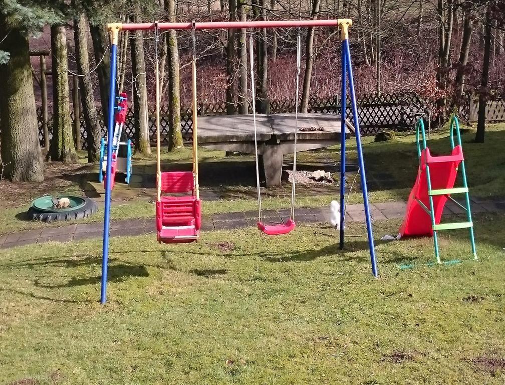 Feriendorf "Am Forsthaus" Mosbach Mosbach  Bagian luar foto